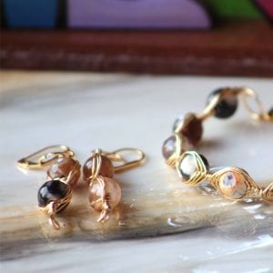 Aretes hechos a mano
